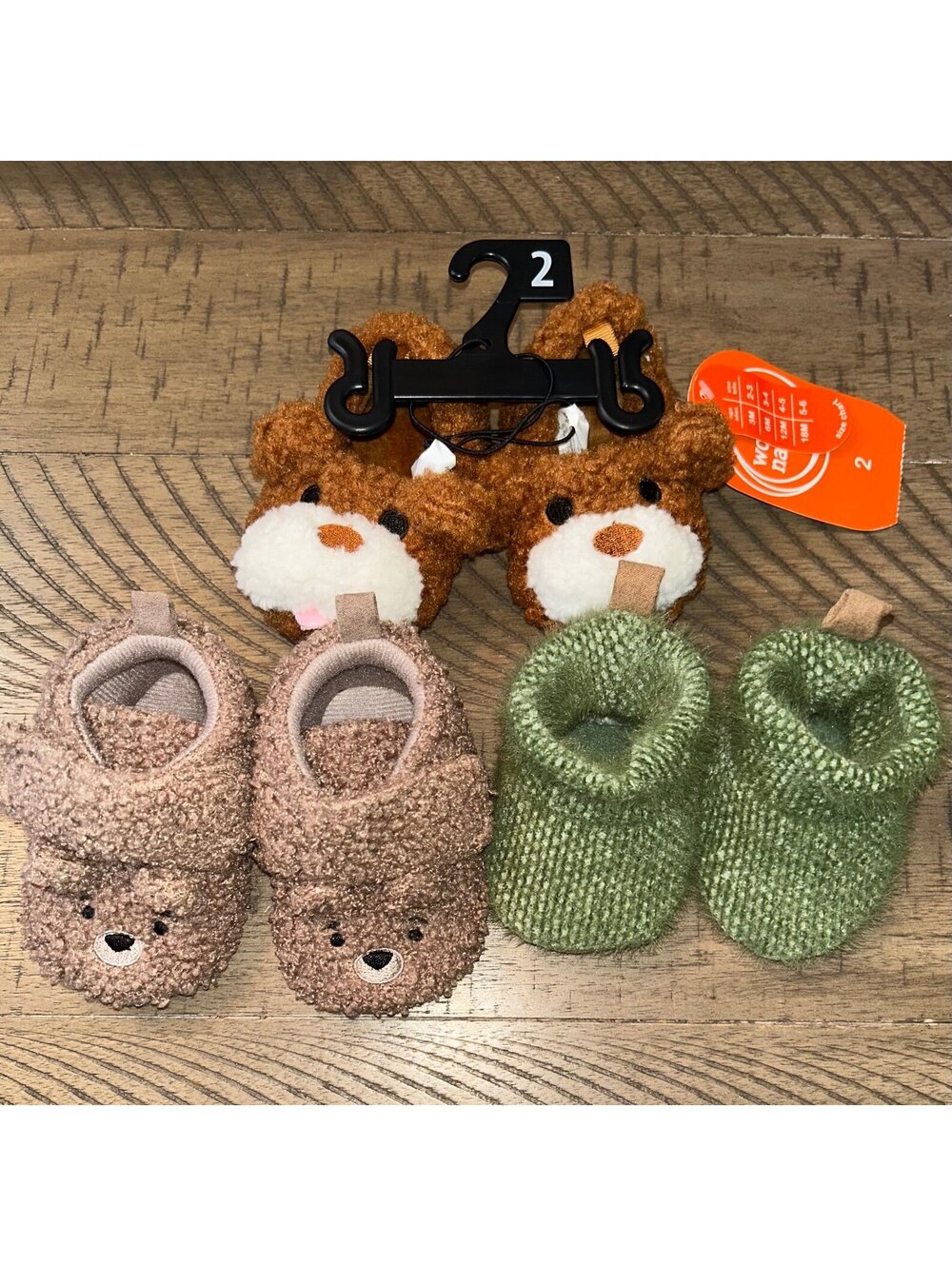 Infant shoes all in amazing condition